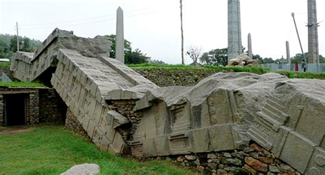  Stele di Gadama - Una celebrazione monumentale dell'ingegno Aksumita!